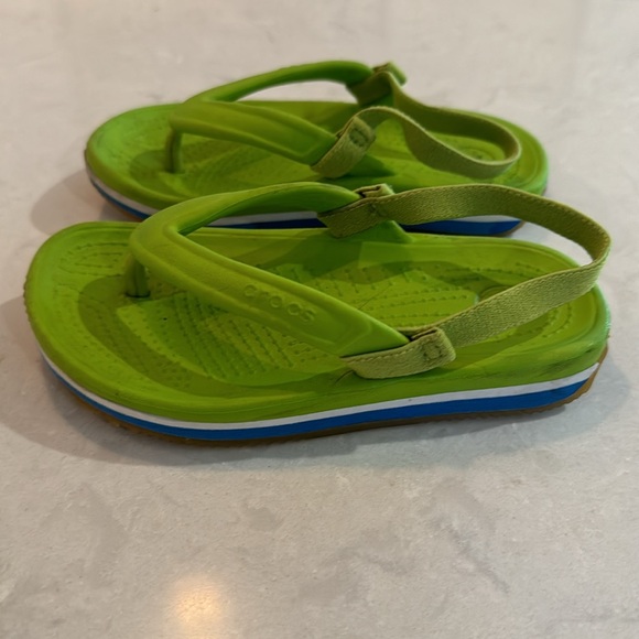 CROCS Other - CROCS Green Flip Flops Backstrap Size 8/9 Little Kids
